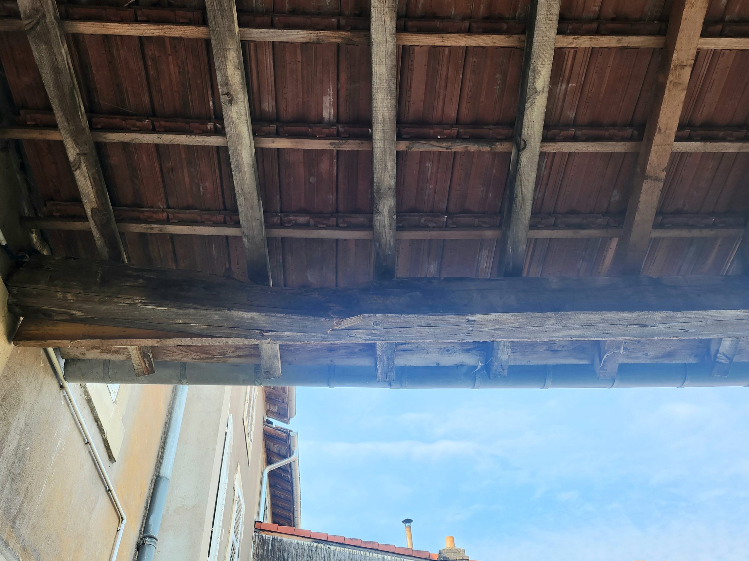 Photo-de-la-pourtre-au-niveau-de-la-fissure