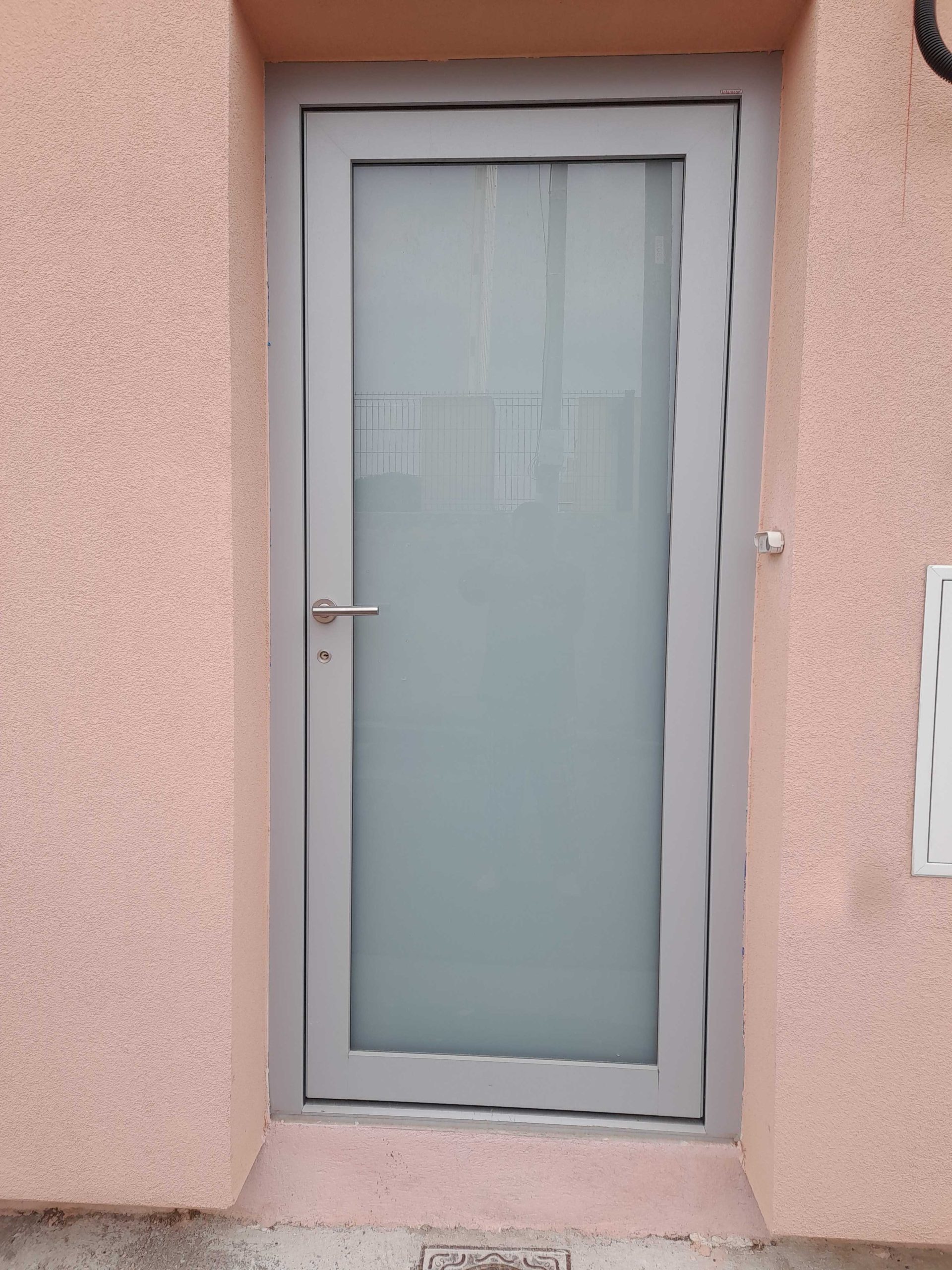 Porte-entree-projet-vue-exterieure